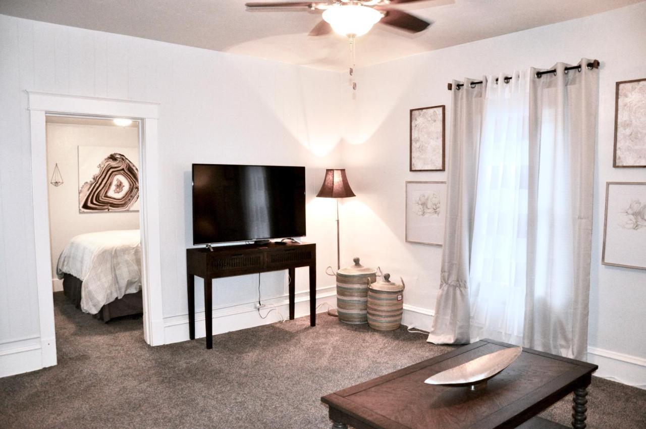 Downtown 1 Bedroom Charmer - Walk, Bike, Enjoy!! Рапид Сити Екстериор снимка