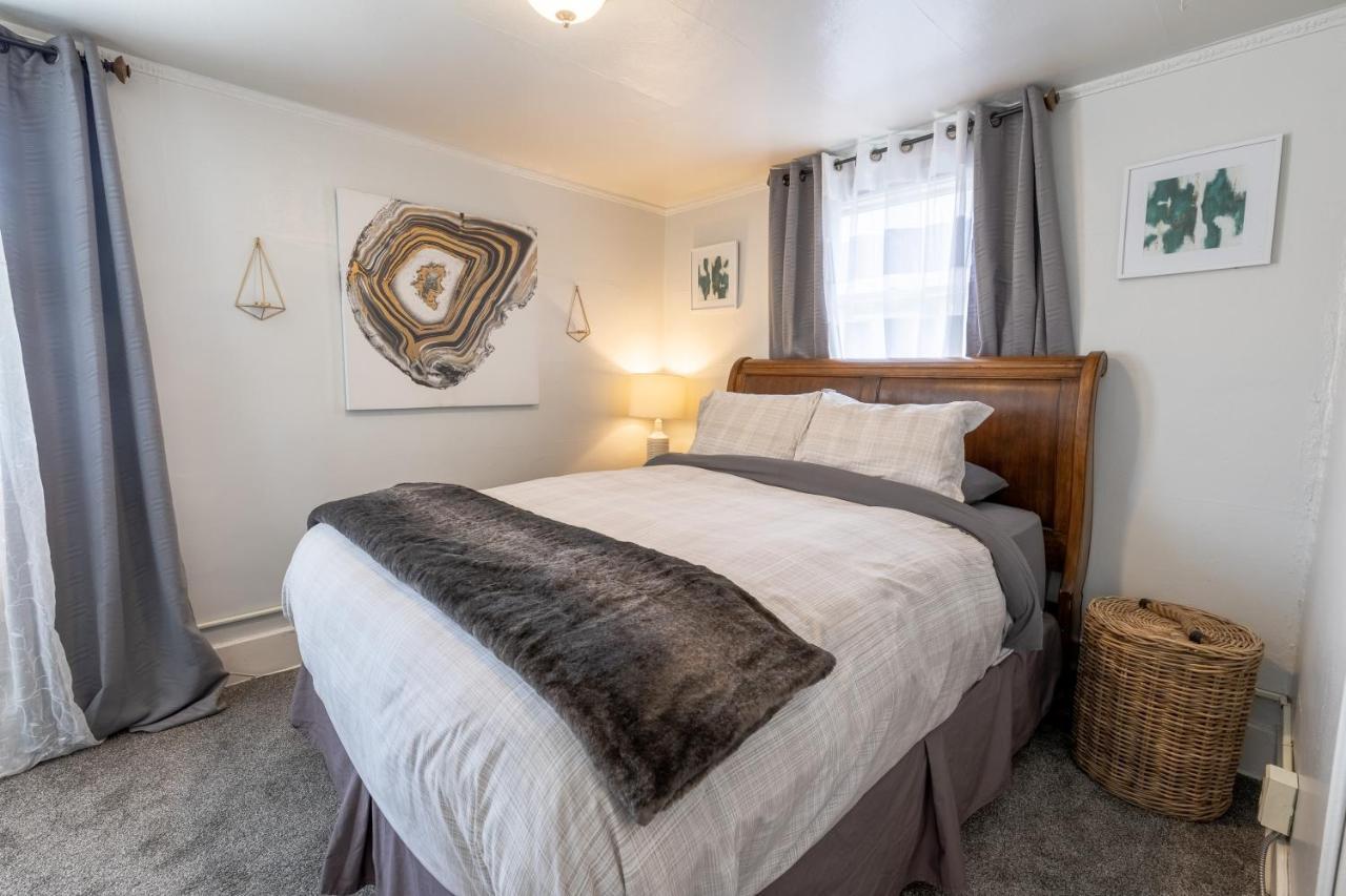 Downtown 1 Bedroom Charmer - Walk, Bike, Enjoy!! Рапид Сити Екстериор снимка